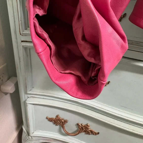 Valerie Stevens Vibrant Pink Leather Jacket - Picture 5 of 15